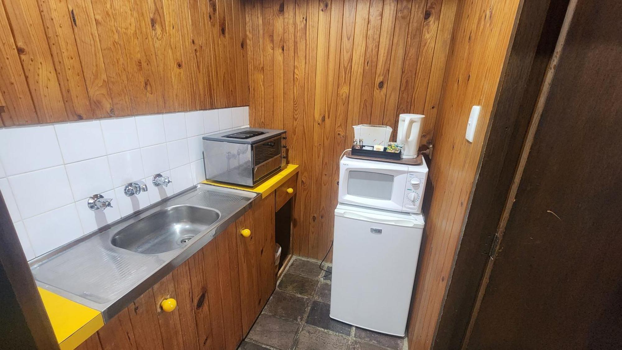 Bunkhouse Motel Кума Екстериор снимка