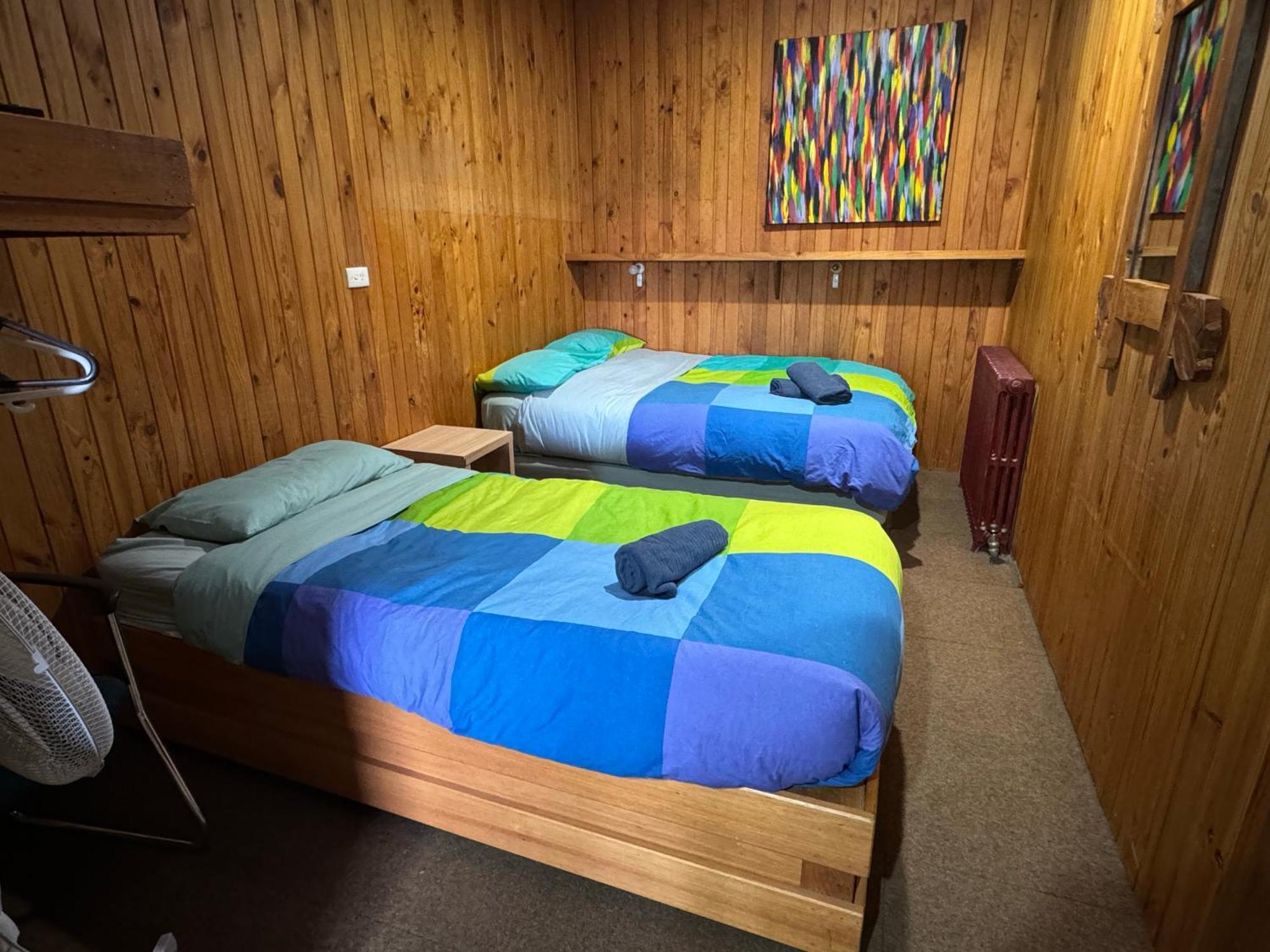 Bunkhouse Motel Кума Екстериор снимка
